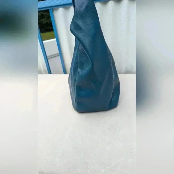 A New Day Small Tote Bag Teal (EUC)(Like New) - Picture 9 of 11